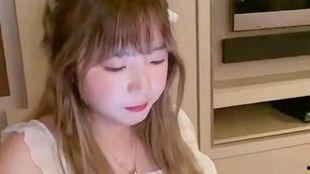 网红小娇妻吃瓜视频,揭秘娱乐圈背后的惊人真相