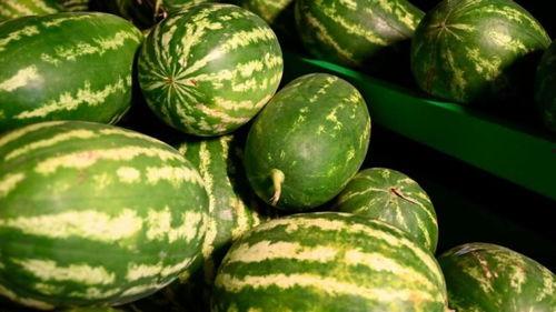 南京网红吃瓜事件