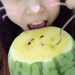 网红吃小占瓜好吃吗视频,好吃还是失望？